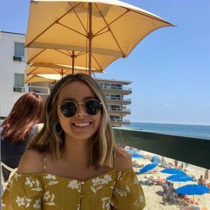 Meet your Posher, Cassie